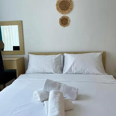 Floral, First Sea Line Coast Apartment Pomorie
