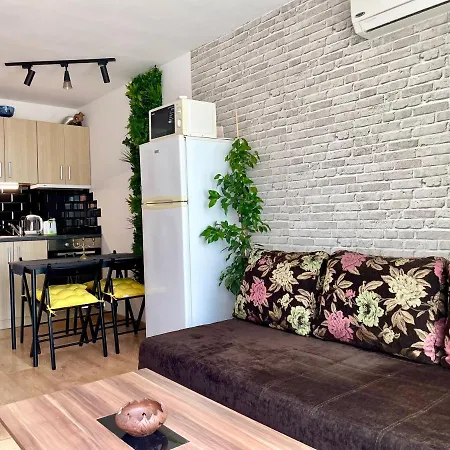 Apartment Floral, First Sea Line Coast